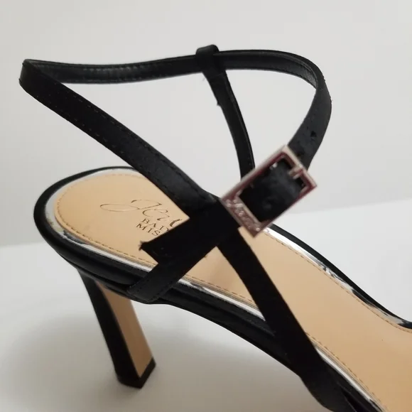 🆕️⬇️Jewel Badgley Mischka Patsy Strappy Crystal Embellished Heel - Picture 8 of 16